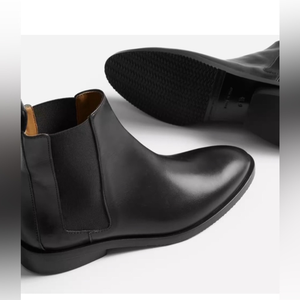Everlane The Modern Chelsea Leather Ankle Boot in Black Size 9